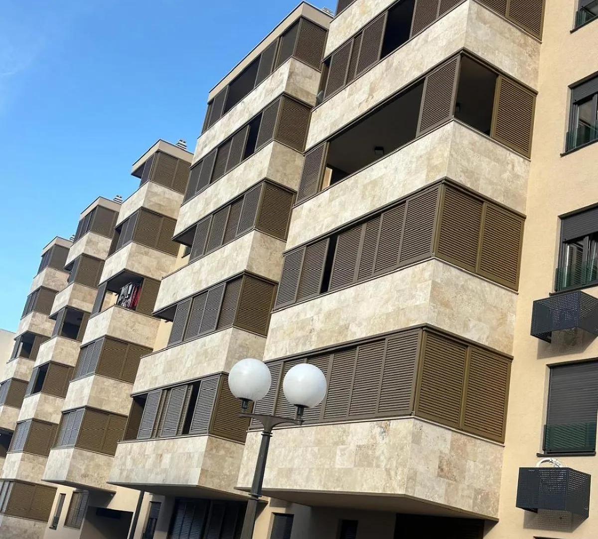 Paula Apartment Split